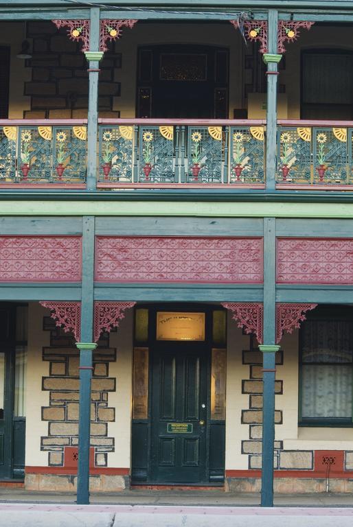 Imperial Fine Accommodation Broken Hill Exterior foto